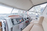Helm position and seating on Broom 39
